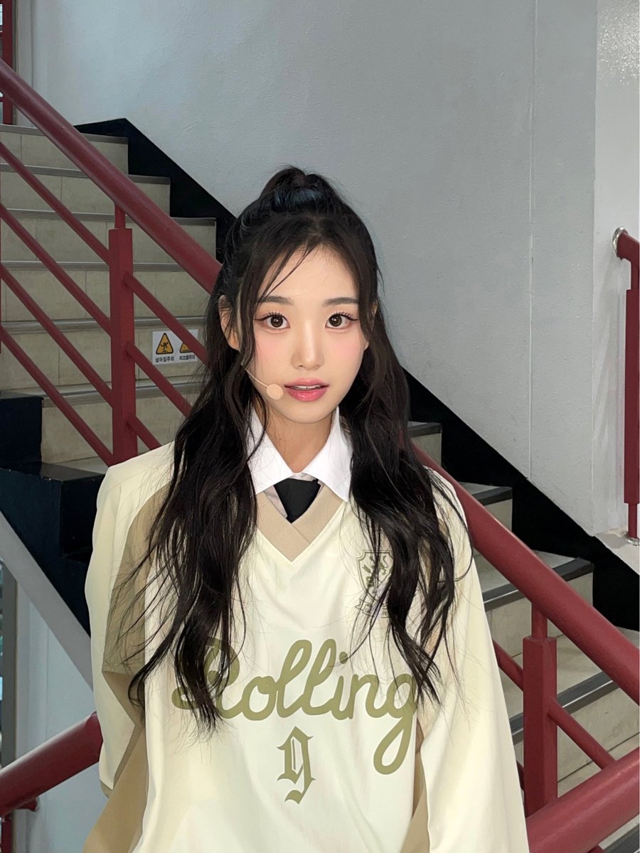 tripleSGLOBAL's tweet photo. [📷] 240520 🦢💭 https://t.co/RAQJ1n6jSh