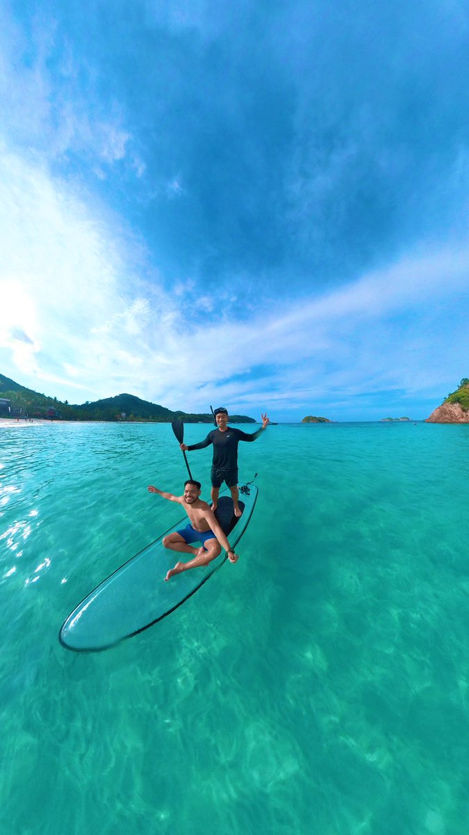 inilahkyrel's tweet photo. Redang guys!
Pantai bersih, cantik,
Orang ganu peramah belaka
Sure repeat lagi!
#SUPboard
#standuppaddling
#surf
#redang https://t.co/DOXkhhRKOU