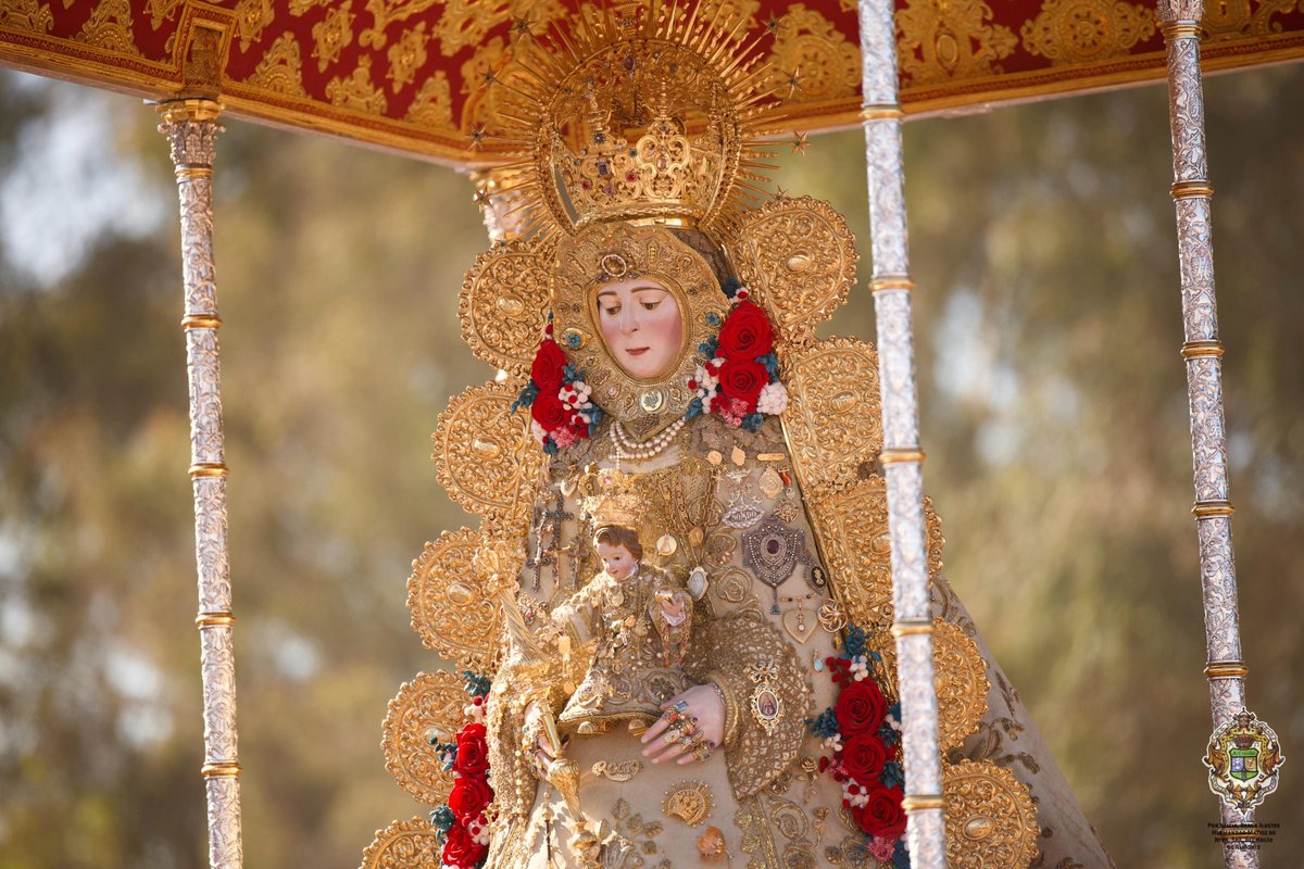 Nuestra Señora del Rocío. Patrona de Almonte. Nuestra luz, faro y guía. #ElRocío24