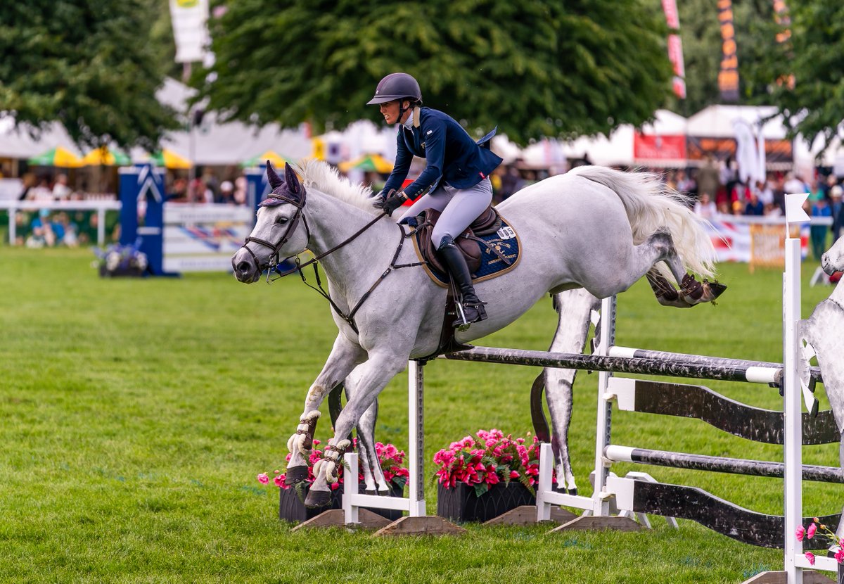 LAST CHANCE to enter for our Show Jumping competitions for the Royal Bath & West Show 2024 🐴🎉⭐️ We’ve extended our equine entries until MIDNIGHT Tuesday 21st May so get in now as to not miss out! ⭐️ Click on the link ➡️ loom.ly/0E4kGZQ ⭐️