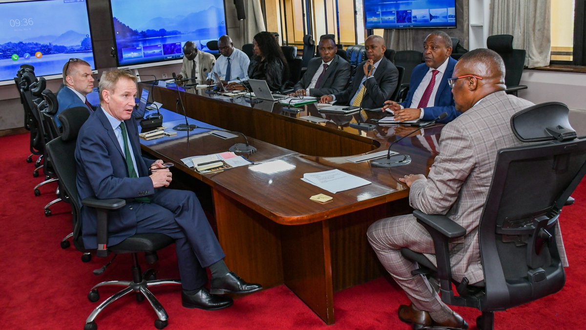 EliudOwalo's tweet photo. This morning, I presided over a fruitful first formal meeting between the Ministry of Information, Communications, and the Digital Economy and the UK Ambassador to Kenya, Neil Wigan, in my office.

#UKKenya #DigitalCollaboration https://t.co/0J7vSZNTKo