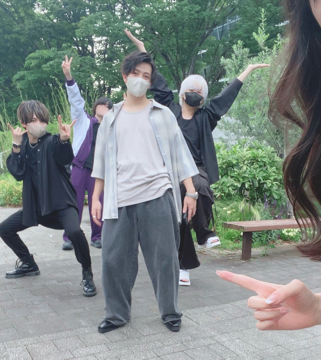 今夜21時〜たわけ共と生放送！ 実写放送、私は天の声で出演するよ