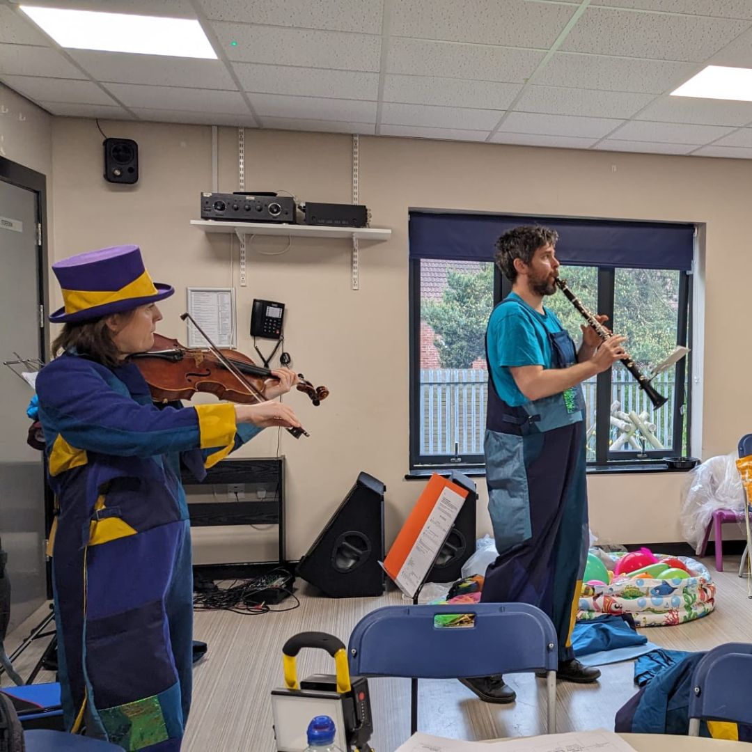 We are still filled with joy following the sharing of the latest performance of Roll Up! at Hadrian School in Newcastle last week! Here are a few pics from the week of workshops & performances.

#RollUp! #SnappyOpera #SnappyOperas #joy #performance #opera #Newcastle #MakeItSnappy