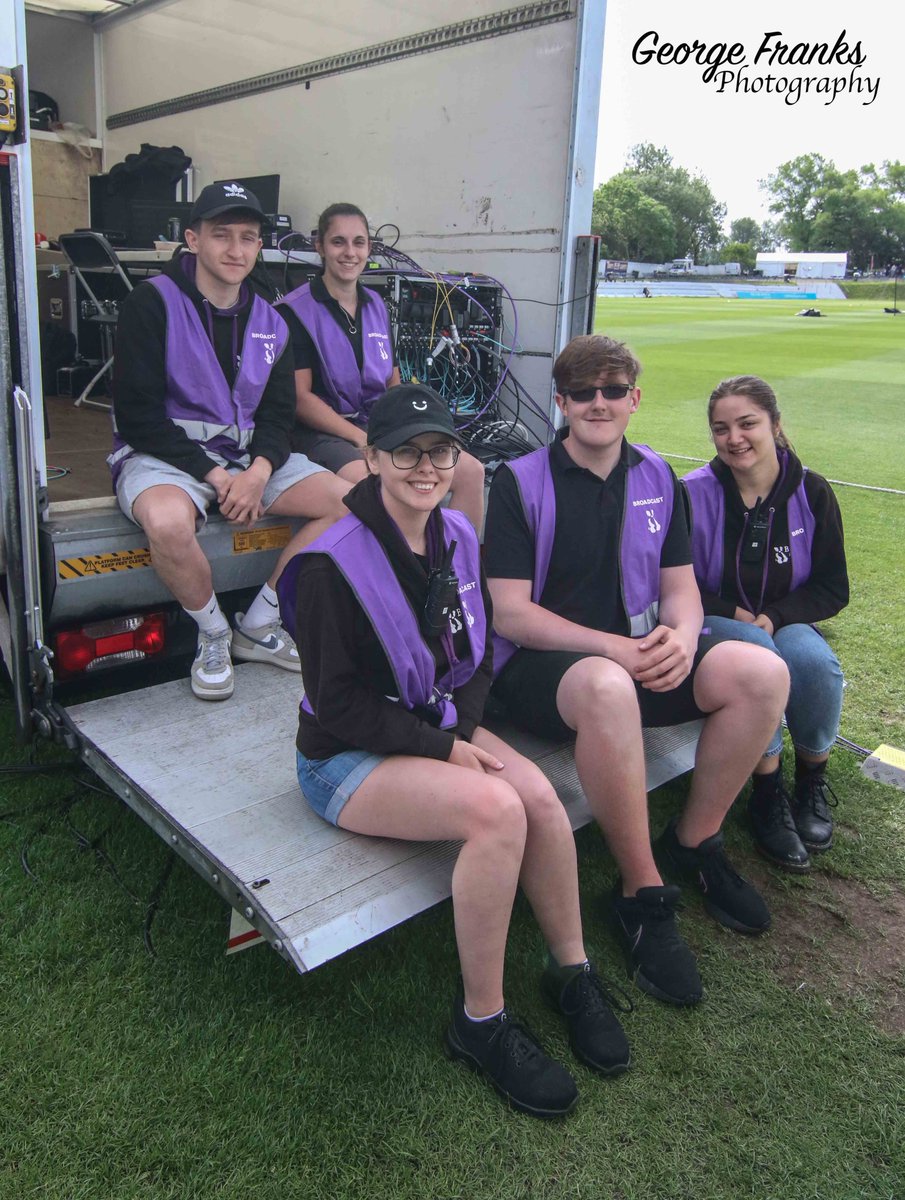 G Franks Photography tweet media