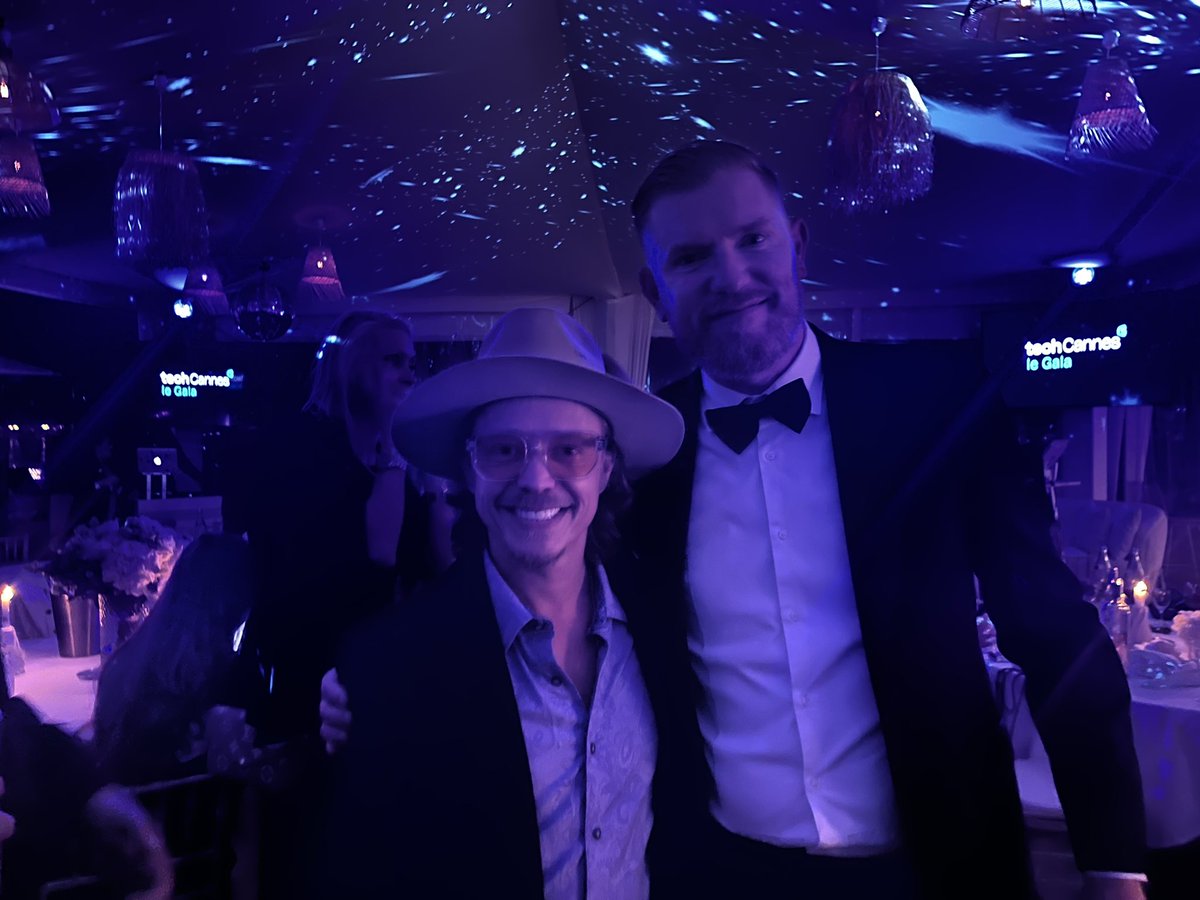 MrMartin_eth's tweet photo. gm everyone ☕️

It was great meeting the co-founder of Tether $USDT, @brockpierce last night at the @Festival_Cannes. 🤝 https://t.co/uN6wMIpIvg