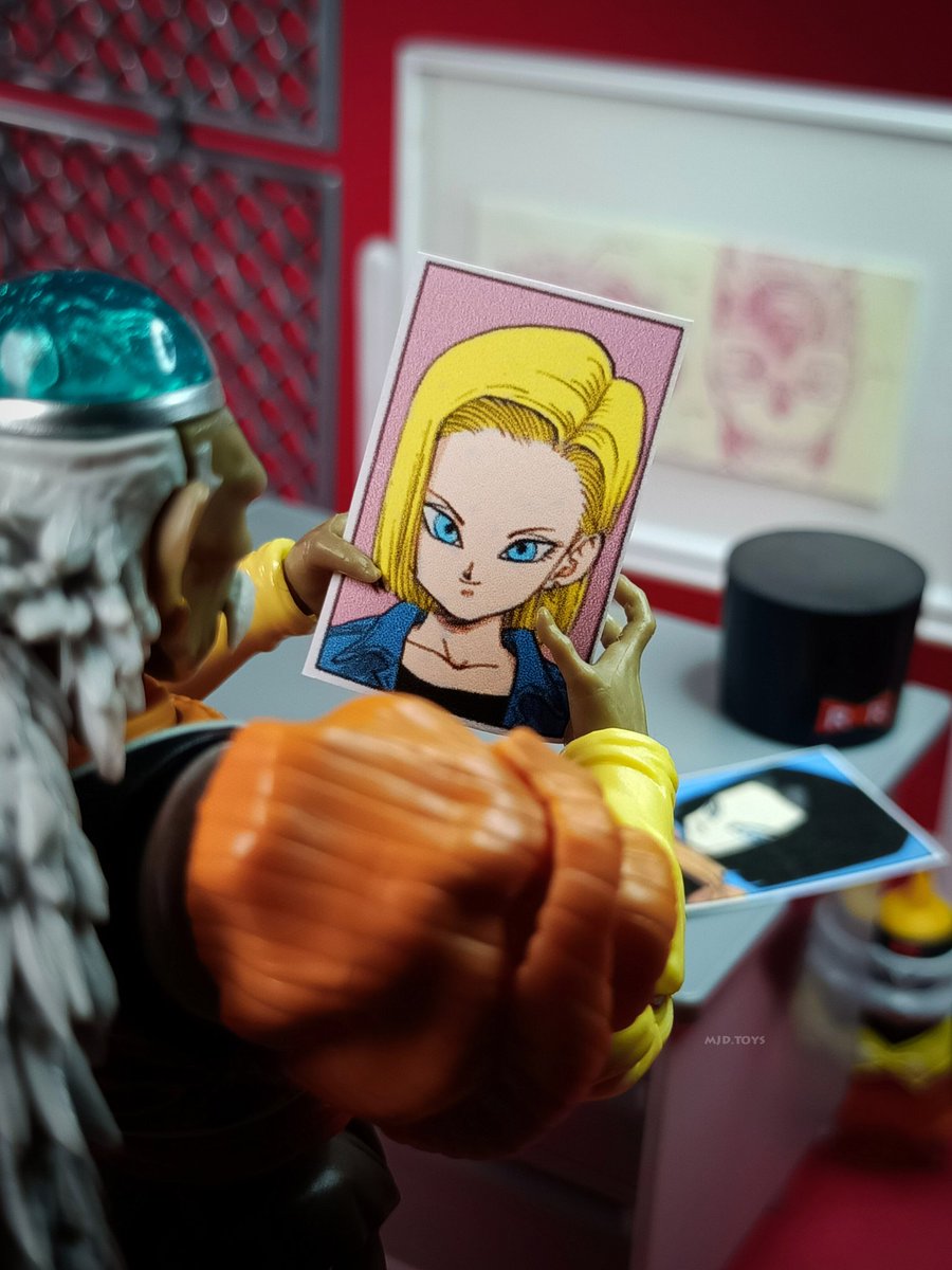 Fifty fifty !! 🫤 #dragonball #dragonballz #dragonballsuper #akiratoriyama #shfiguarts #shfiguartsdragonballz #shfiguartsdbz #goku #android20 #fyp #android19 #android17 #android18