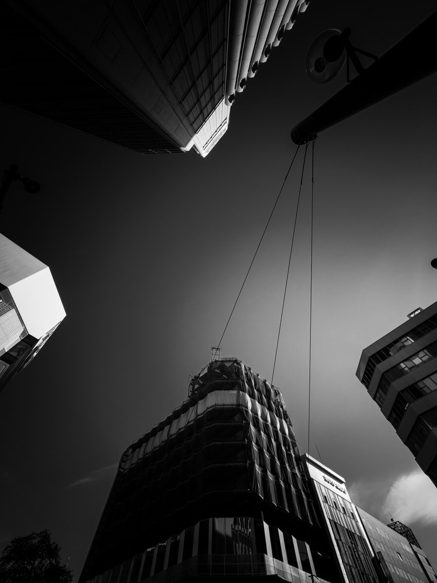 look up at the sky #streetphotography