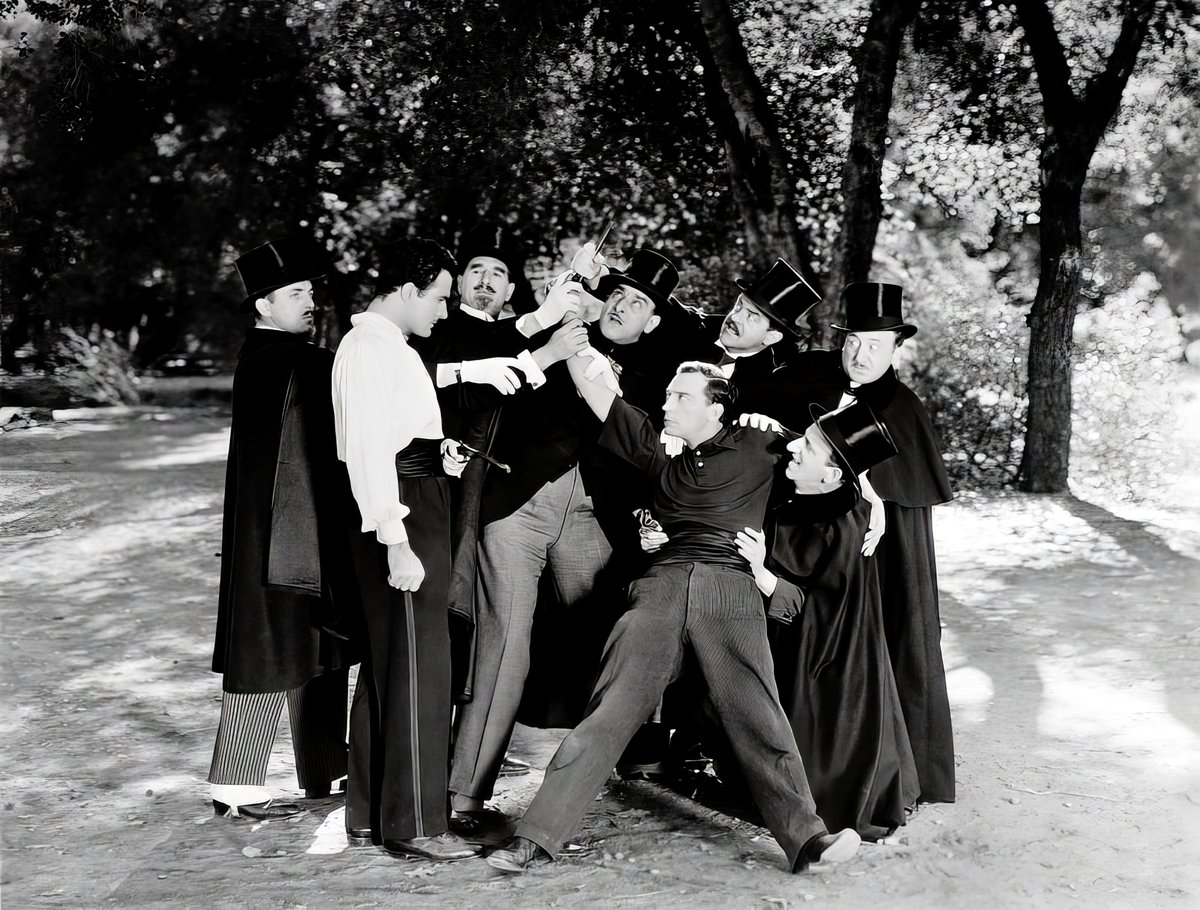 Buster Keaton, Jimmy Durante, and Gilbert Roland
The Passionate Plumber - 1932

#busterkeaton #jimmydurante #gilbertroland #damfino #oldhollywood