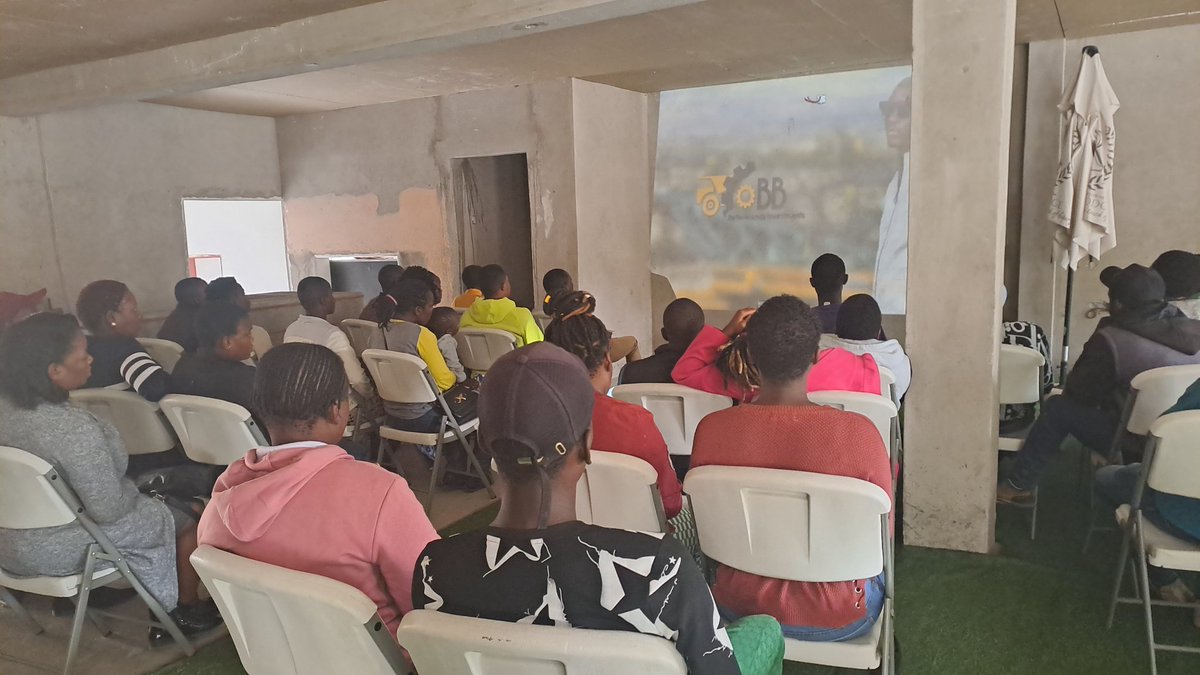 We recently had a documentary screening in Zvishavane, shedding light on the hidden anomalies within mining communities #GhettoCinema #TheFeedZW