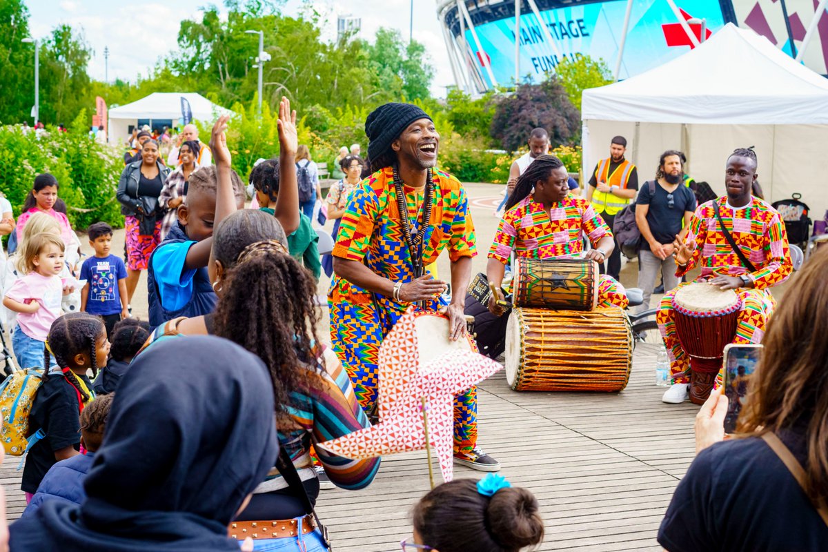 📢 The East Bank Summer Programme kicks off on 20 May 2024! Enjoy a vibrant lineup of events celebrating creativity & innovation, taking place locally across @noordinarypark: 🎊 The Great Get Together 🥳 #EastBank's Inaugural Summer Programme 🎨 Public Art Reveals & more!