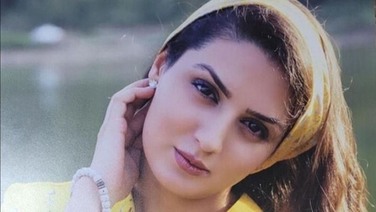 Aida Rostami war erst 36 Jahre alt, als sie bei den Frau Leben Freiheit Protesten in #Iran ermordet wurde. #Raisi ist für ihren Mord mit verantwortlich. Die EU spricht Beileidsbekundungen an einen Mörder aus.