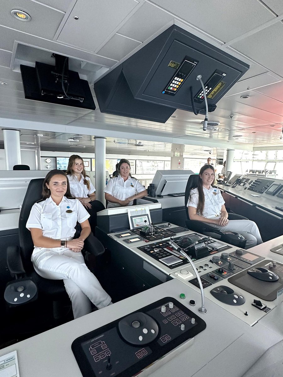 As #WomeninMaritime day celebrations come to a close, we're proud to keep highlighting that women @warsashmaritime are inspiring the next generation of talent on & off shore. 

From research to teaching, women at Warsash are leading the way for others👏

solent.ac.uk/news/women-at-…