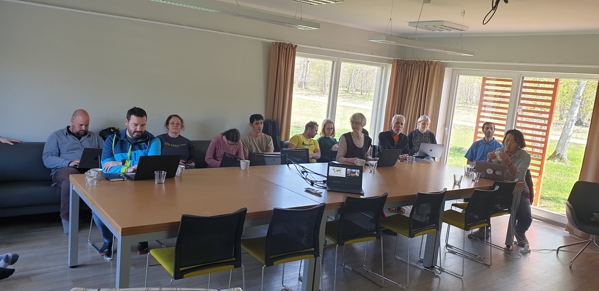 Macroecology UT tweet media