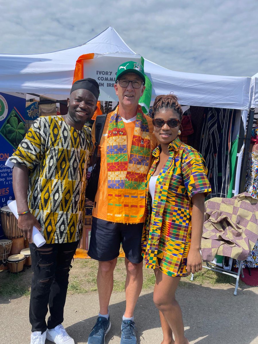 ConsulCote's tweet photo. Merveilleux en tant que Consul Honoraire en Irlande, de rencontrer la diaspora ivoirienne lors de la célébration de la Journée de l'Afrique, à Dublin. Nous sommes une famille. Allez les éléphants. @AOuattara_PRCI @Gouvci @ACHIPatrick4 @UKinCotedIvoire @CoteDivoirePME @Senatci https://t.co/0hG8jtvKYB