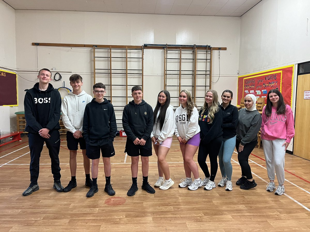 LEADERSHIP| A huge thank you to all the pupils from @brannock_high & @TaylorHS1982 for supporting @CTKPSchool Health week. They are leading in a variety of activities for the whole school! Thank you 🫶 @sportscotland @NLActiveSchools @brannock_pe