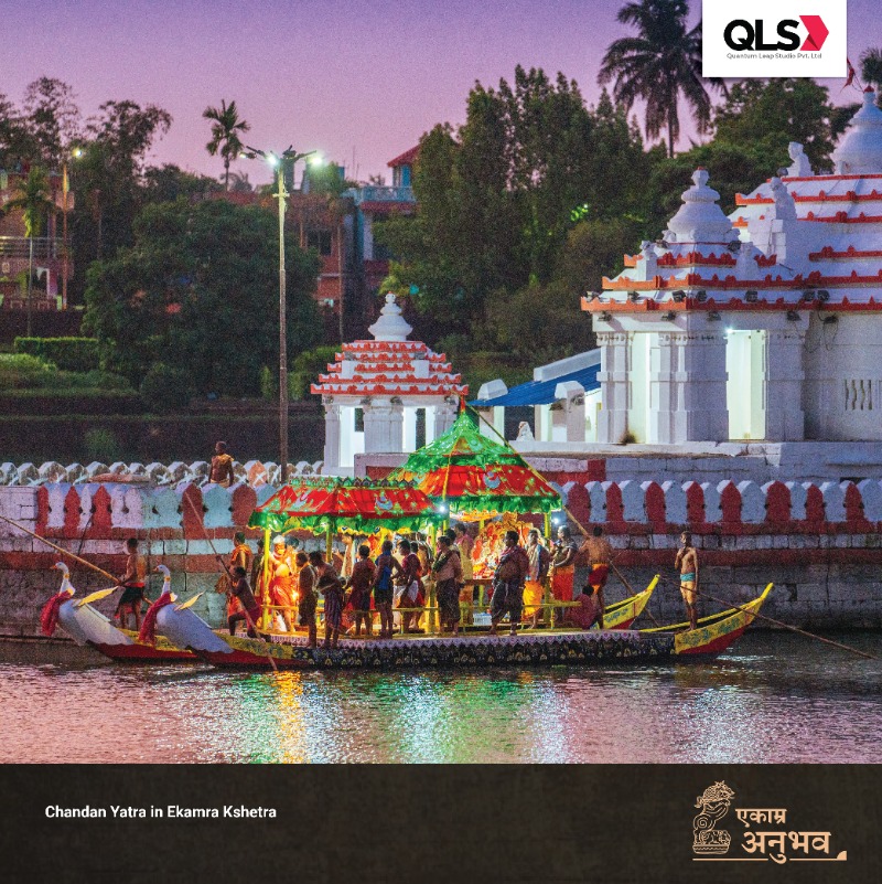 OfficialQLS's tweet photo. #EkamraAnubhav: Discover the enchanting tale of the divine 42-days long #ChandanJatra, where the line between divinity &amp; humanity blurs as Nature takes the lead! Explore rich traditions &amp; symbolism of this summer festival in Odisha. #ExperienceEkamra #EkamraKshetra @whatsomsays