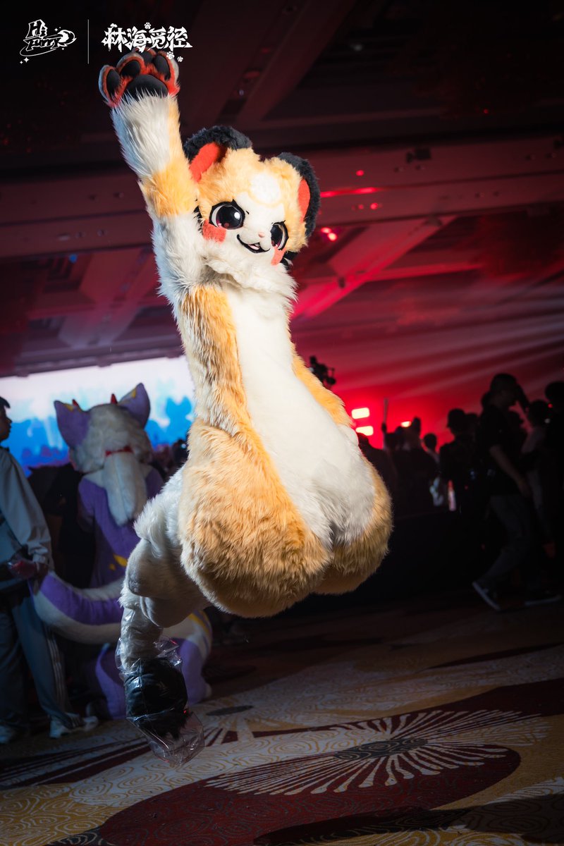 HiFurryOfficial's tweet photo. 「你好兽聚·林海觅径」官方返图No.10
拍摄&amp;后期：@TTimm00445711 

#HiFurry #fursuit #FursuitEveryday https://t.co/X6GWewVeqG