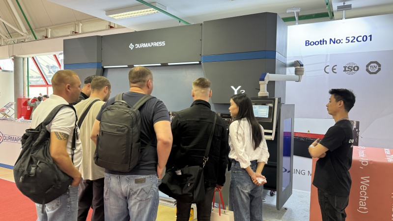 durmapress's tweet photo. #Durmapress_news 𝐖𝐞 𝐋𝐨𝐨𝐤 𝐅𝐨𝐫𝐰𝐚𝐫𝐝 𝐭𝐨 𝐒𝐞𝐞𝐢𝐧𝐠 𝐘𝐨𝐮 𝐚𝐭 𝐌𝐞𝐭𝐚𝐥𝐥𝐨𝐨𝐛𝐫𝐚𝐛𝐨𝐭𝐤𝐚
#metal_work #press_brake #manufacturing #laser_cutting_machine #Metalloobrabotka
Website: https://t.co/3SwWHcuhGU
Email: sales11@durmapress.com
Whatsapp: +86 183 2557 288 https://t.co/Xm0nOpwdwN
