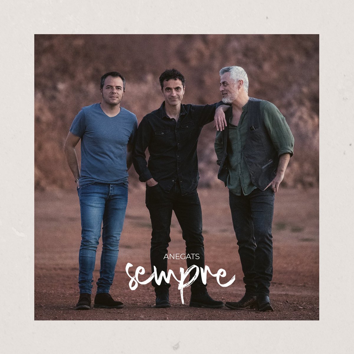 Hola!! Estam d’estrena! Nou single avançament del proper disc: Sempre. 
Esperam que vos agradi!! Salut!!
open.spotify.com/track/48JaSzFT…