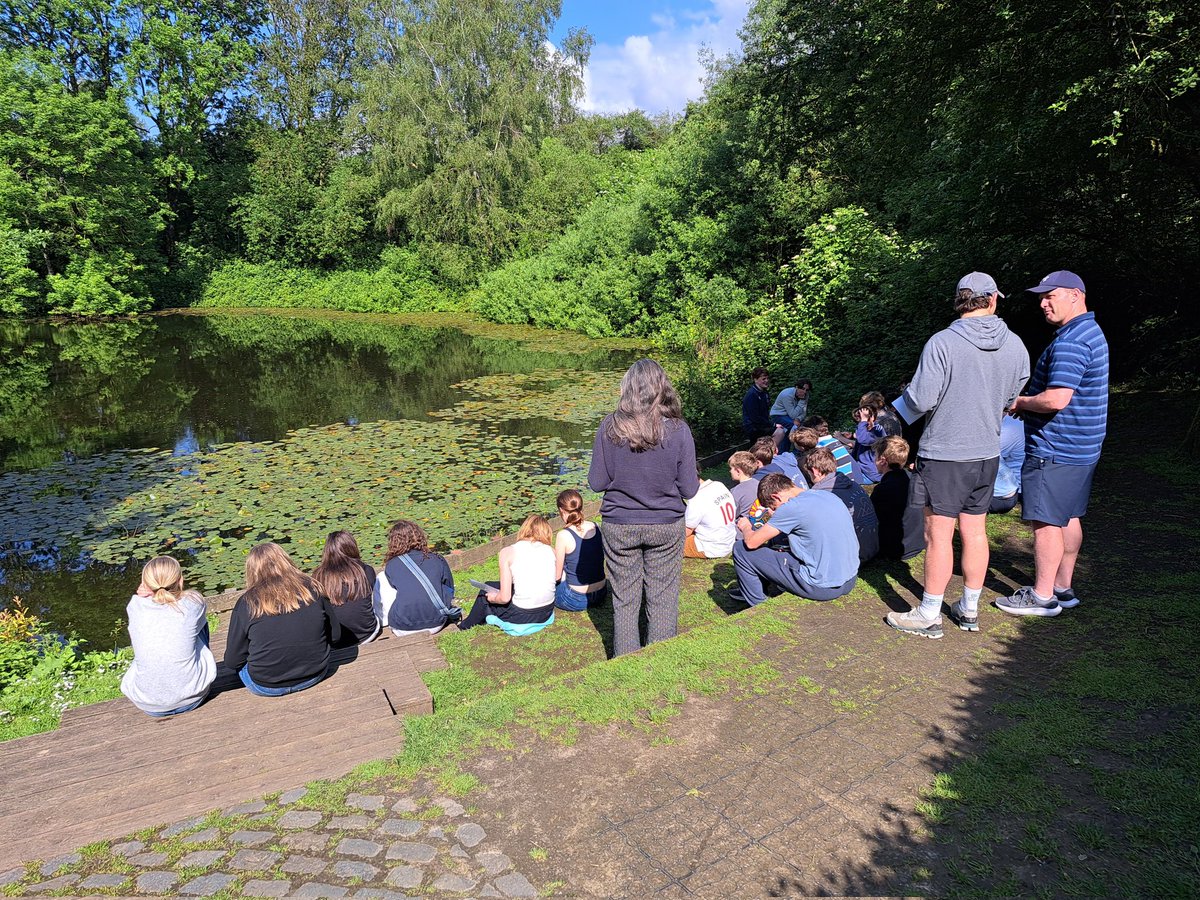 AmpCollHumans's tweet photo. Year 9 battlefields trip - A prayer vigil at The Pool of Peace @AmpleforthColl https://t.co/xhjjEbaZs6