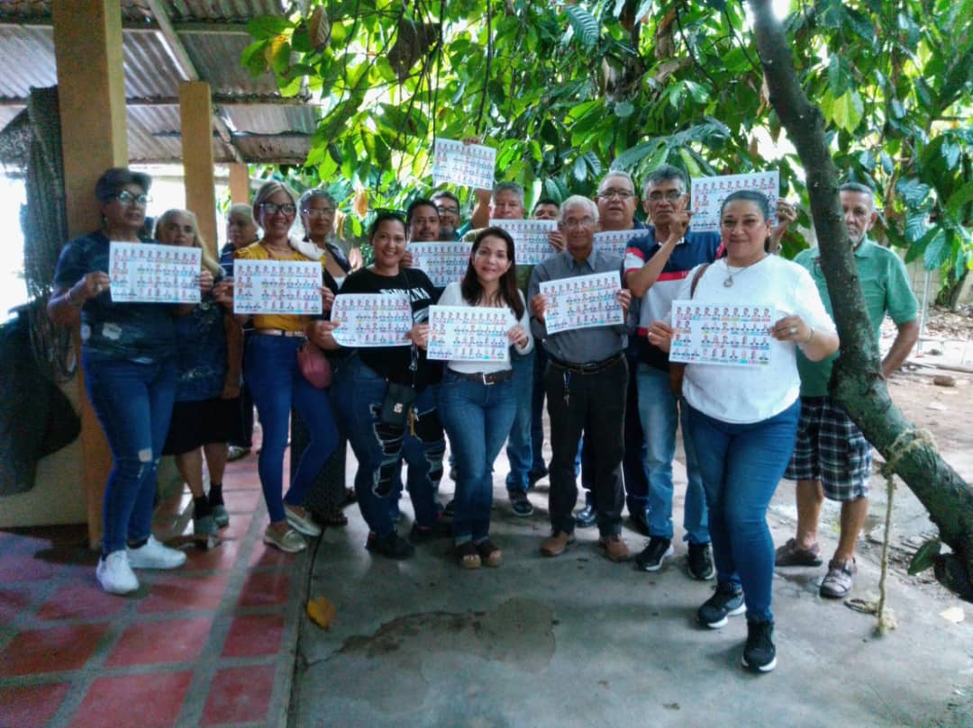 <a href="/PieroMaroun/">Piero Maroun</a> #Mto1roDeMayo Con determinación y trabajo, vamos pa'lante. 
#EdmundoParaTodoElMundo