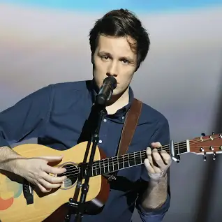 Radio100purson's tweet photo. VIANNEY , un artiste @Radio100purson  , qu'on adore diffuser sur la radio.

#vianney #musique #chanson #chanteur #france #pasla https://t.co/CZC5DdeRa9