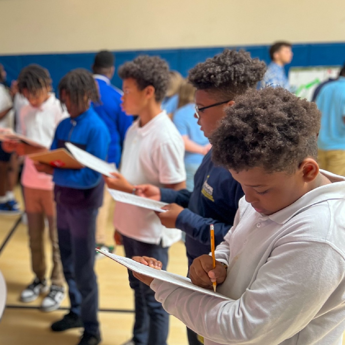 PropelSchools's tweet photo. π§ π Our young scholars at Propel Braddock Hills Middle School never cease to amaze us with their innovative projects! π¬π¨βπ¬ From classroom lessons to creative and fun science fair projects, we are blown away by their imagination and hard work. π« #PropelProud #ScienceFairSuccess https://t.co/uWnI2RB9GN