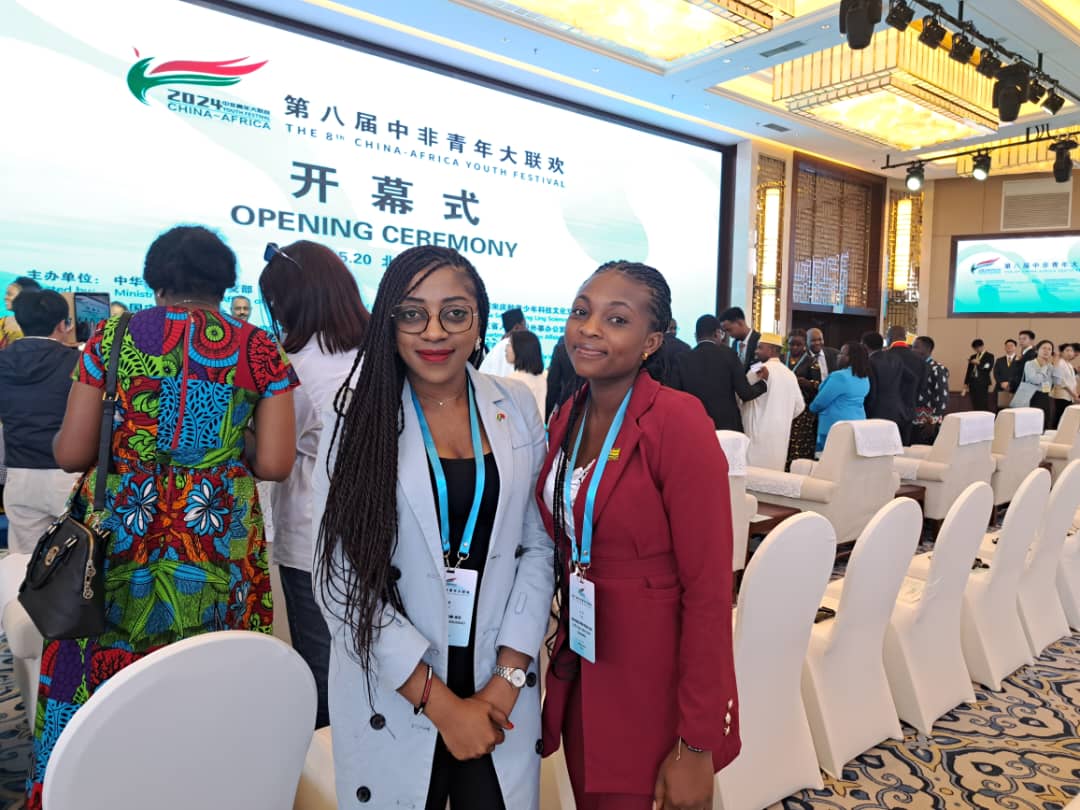 DinaKoussou's tweet photo. A #Beijing depuis hier pour participer au 8th Youth Festival China- Africa co-organisé par le @MFA_China & la Fondation #Soong #Ching #Ling sous le thème : "Rassembler les #forces de la #jeunesse pr construire la modernisation Chine-Afrique. #Gabon @CCTV https://t.co/pR2fMqON09