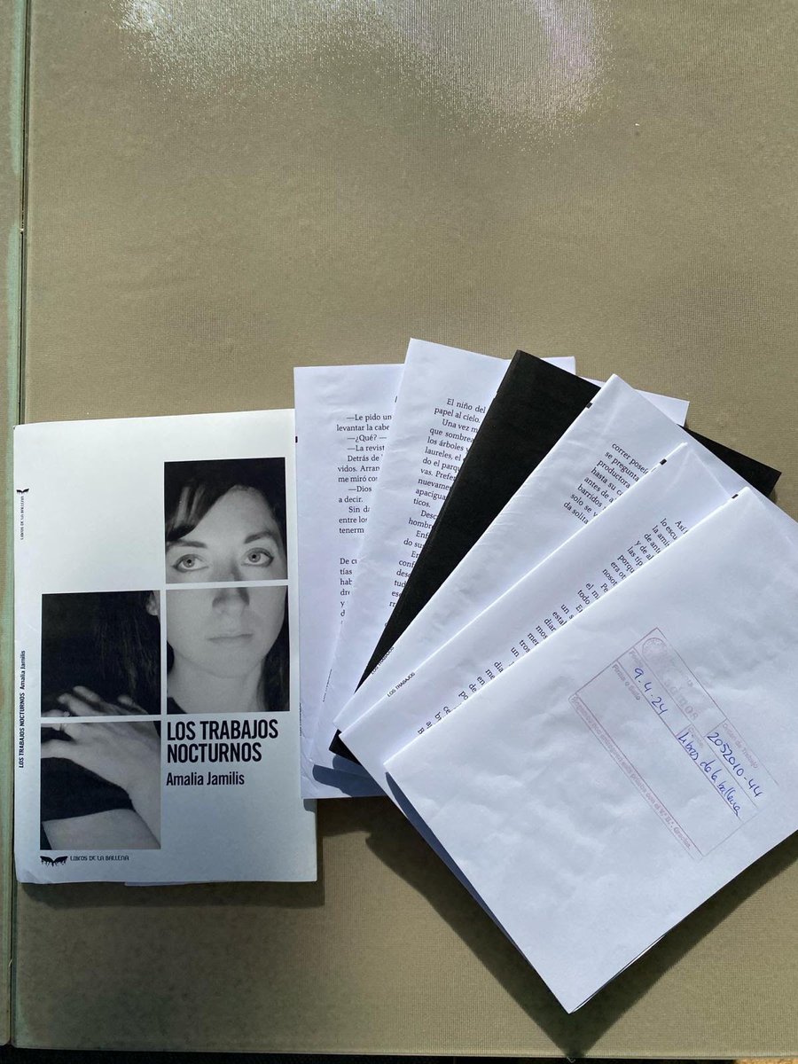 librosballena's tweet photo. Estamos muy emocionados porque ya queda nada para tener nuestros libros en la mano, ¿tenéis ganas de leer? 📚🐋 https://t.co/M8k5oSBLVa