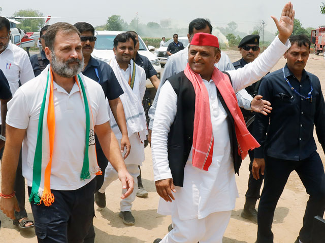 उत्तर प्रदेश में आज 14 सीटों के लिए मतदान हुआ।

2019 में BJP 13 सीटों पर जीती थी।

राहुल अखिलेश की जोड़ी ने इस बार करिश्मा दिखा दिया है 2024 में भाजपा को 7 सीट जीतने के लिए भी संघर्ष करना पड़ रहा है।

INDIA के खाते में 6-8 सीट जा सकती है।