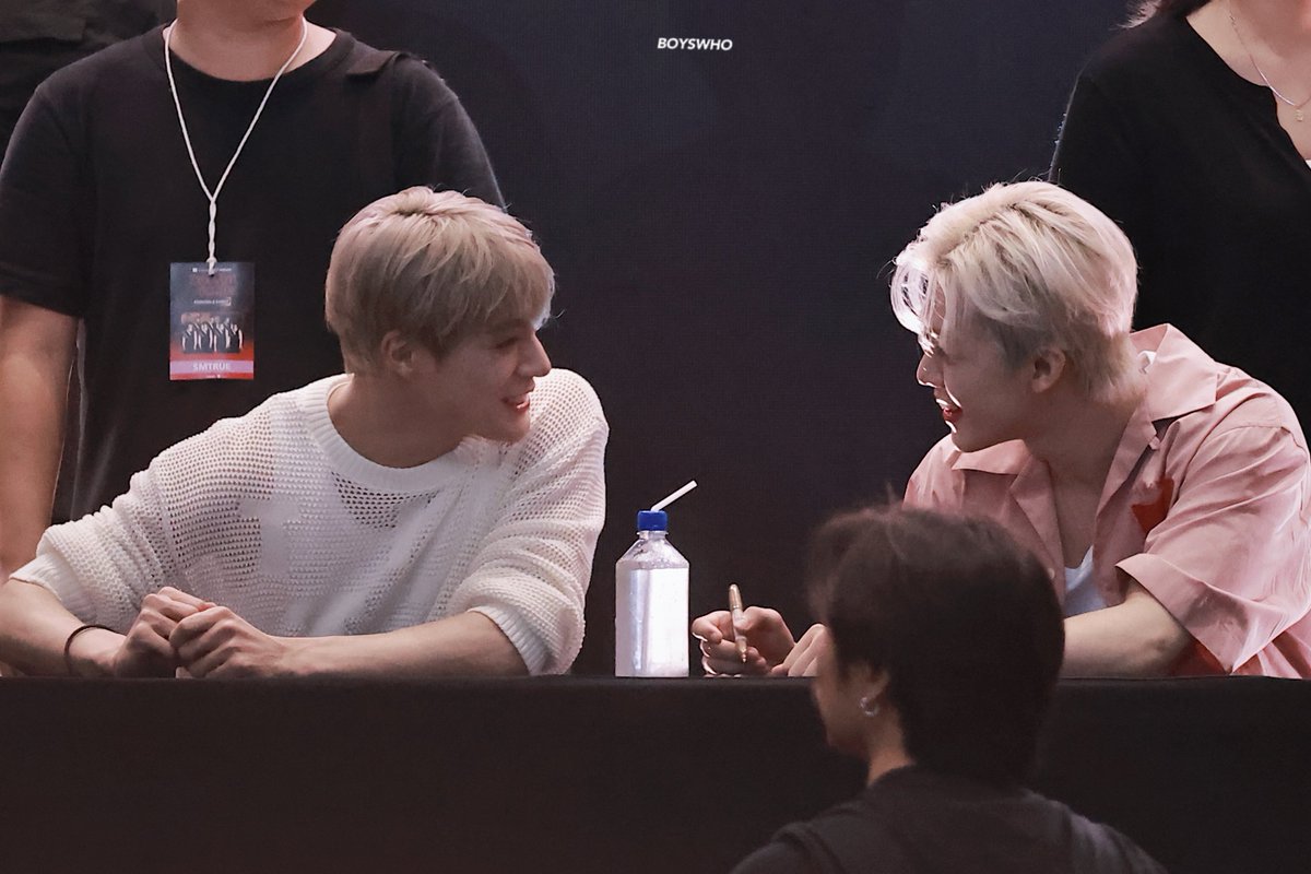 boyswho99's tweet photo. 𝑶𝒖𝒓 𝑻𝒊𝒎𝒆
#JENO #제노 
#JAEMIN #재민 
#노민 #잼젠 #NCTDREAM https://t.co/M29zT5rncE