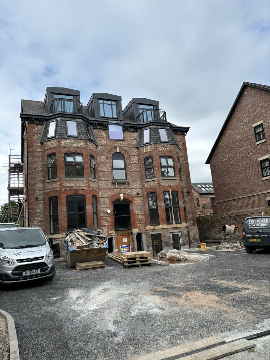 siteform_f's tweet image. Another one of todays visits, this one is Forbo acoustic LVT with Mapie renovation screed works due to be completed in June. I’ll put a few completion pics on when they come through.