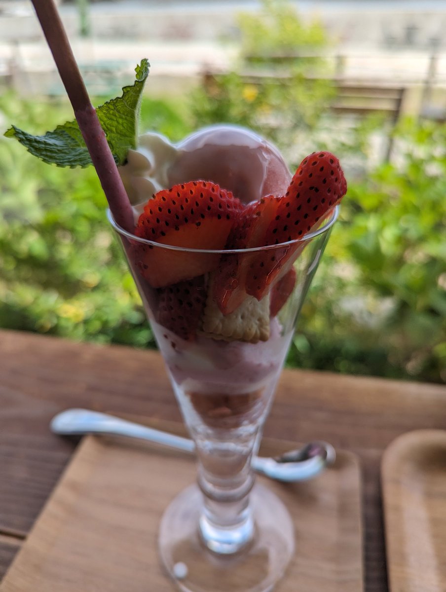 anri2347's tweet photo. 古民家カフェ🏚
美味しかったよー🍨 https://t.co/ubvviK0ckw