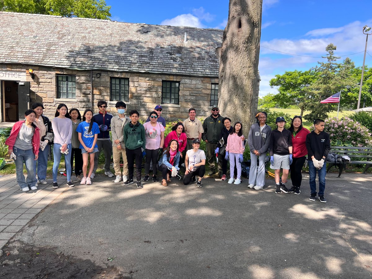 Nothing beats sunshine at Cunningham! Yesterday, it was great to join Friends of Cunningham Park for It's My Park Day to beautify &amp; clean up one of Eastern Queens' most beloved parks! I was especially happy to see so many young people take the initiative to uplift our community!