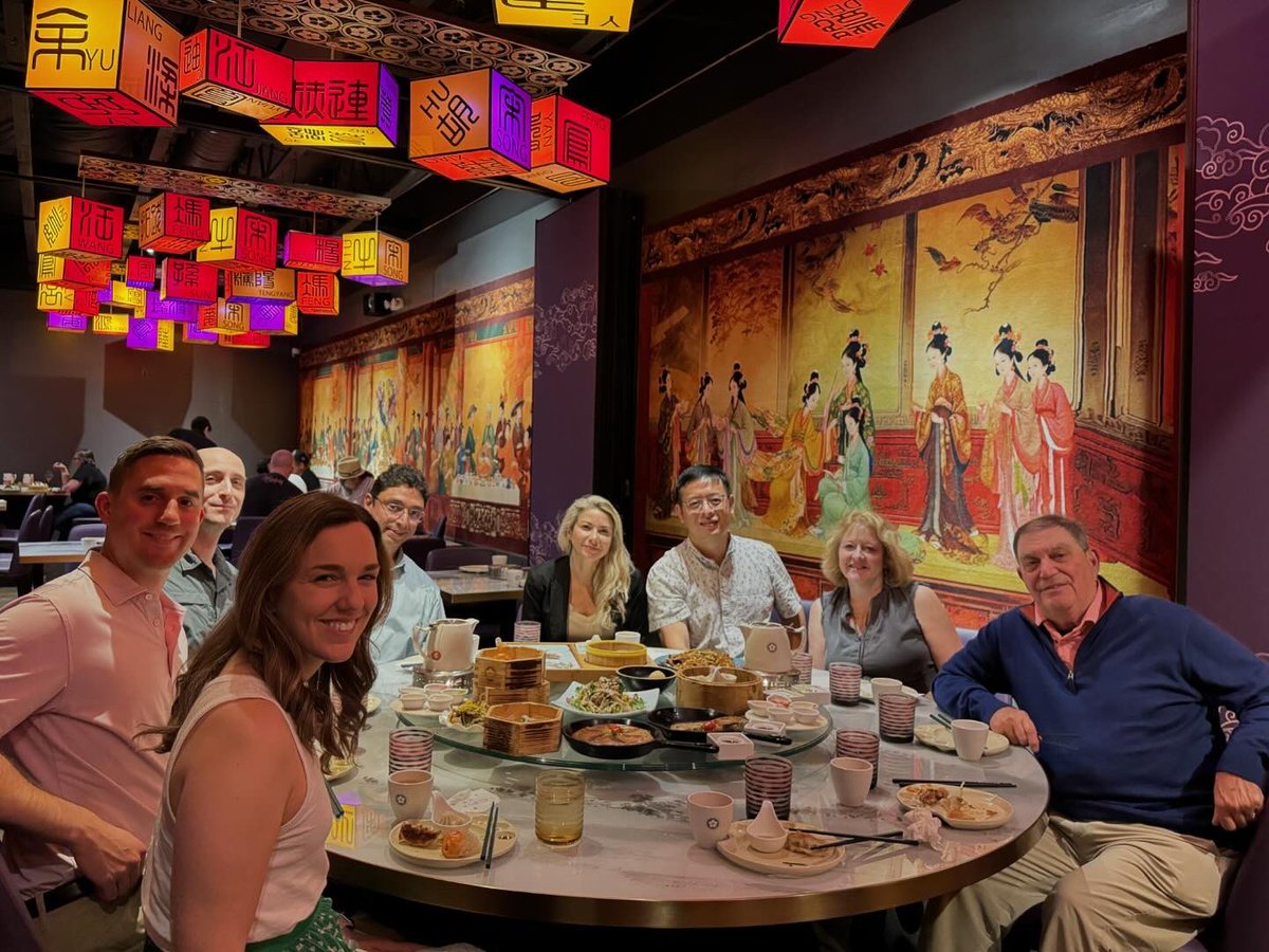 unc_neurorads's tweet image. We had a memorable gathering, enjoying delicious dim sum and Peking duck with our fantastic fellow-to-be, Tony, and alumni, Steve and Doug, at #ASNR24 in Las Vegas! 🎉 Thank you to everyone who joined us, making it truly special! 💫
#unc_neurorads @UNCRadiology
