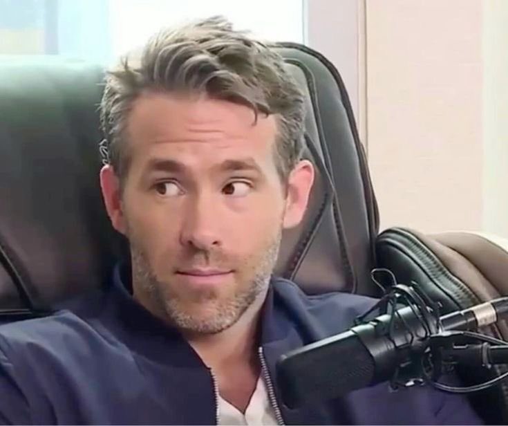 Chris hemsworth becoming a stay

Chris                              Ryan
“Who are you?”        “I’m the owner of 
                                         this house! who
                                         are you?”