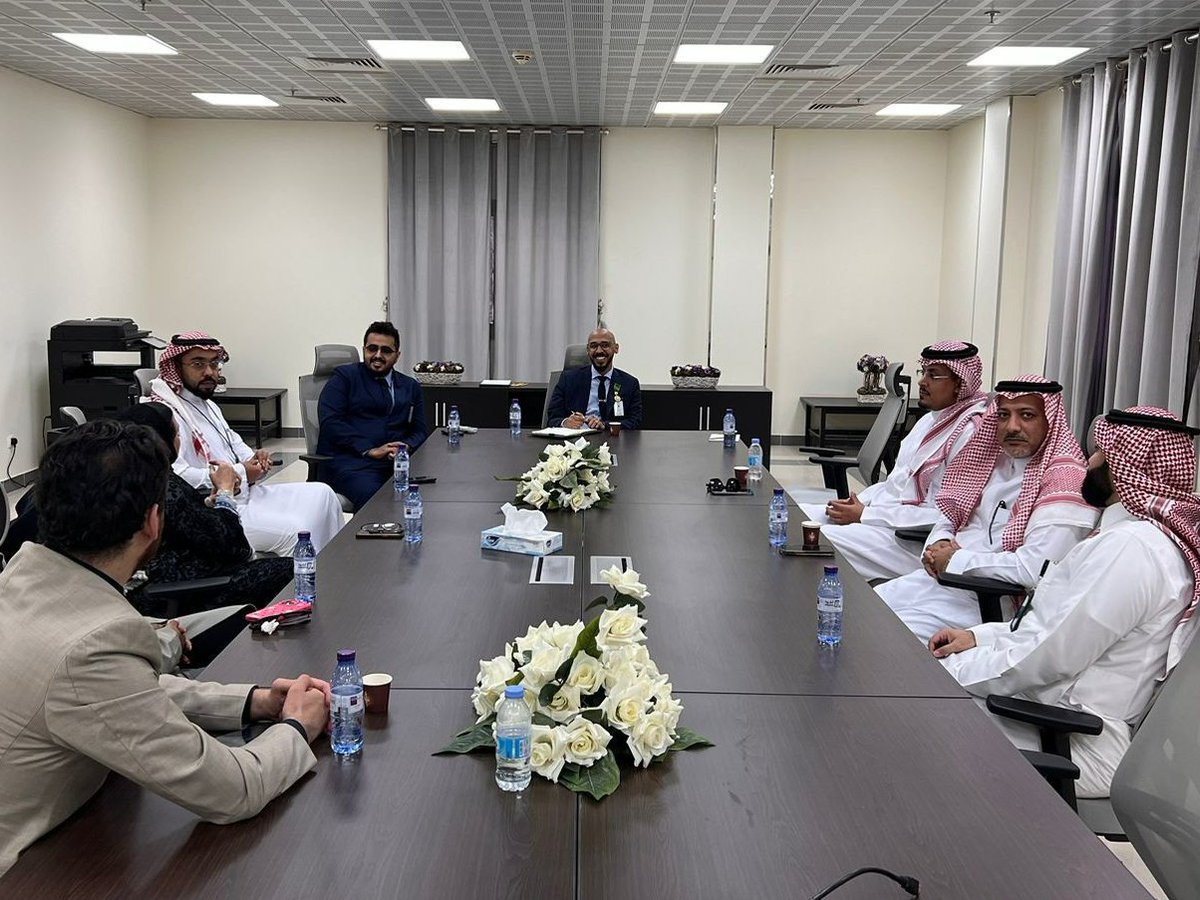 SafariGroup1's tweet image. Excited to join the employment forum at Al-Quwayyah&apos;s General Corporation for Technical and Vocational Training, alongside his Excellency Governor Saad bin Muammar. Signed agreements to hire institution graduates. Grateful for fostering opportunities! #SafariGroup #vision2023