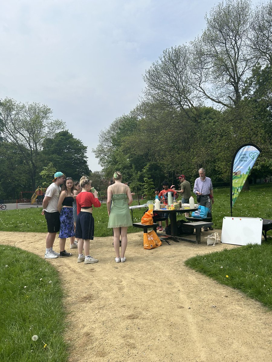 🌸Lovely to see everyone the enjoying park last weekend! 🌸 Great to hear loads of positive conversations and comments about Burley Park 😊 Want to join us next time? We’ll be in park 9th of June !