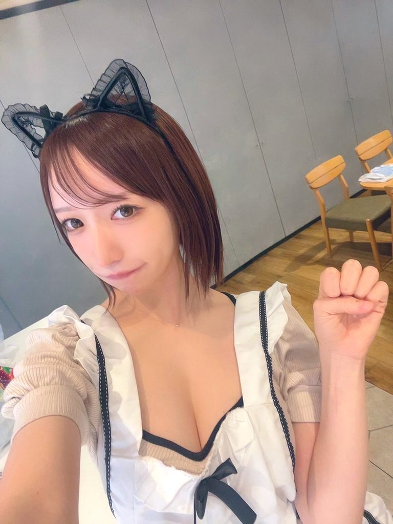 数量限定清水あいりサイン入り
エプロンチェキ👼🏻💓
発売中です📷
https://t.co/Y4v6zQNp7W https://t.co/TOwpFXkXRg