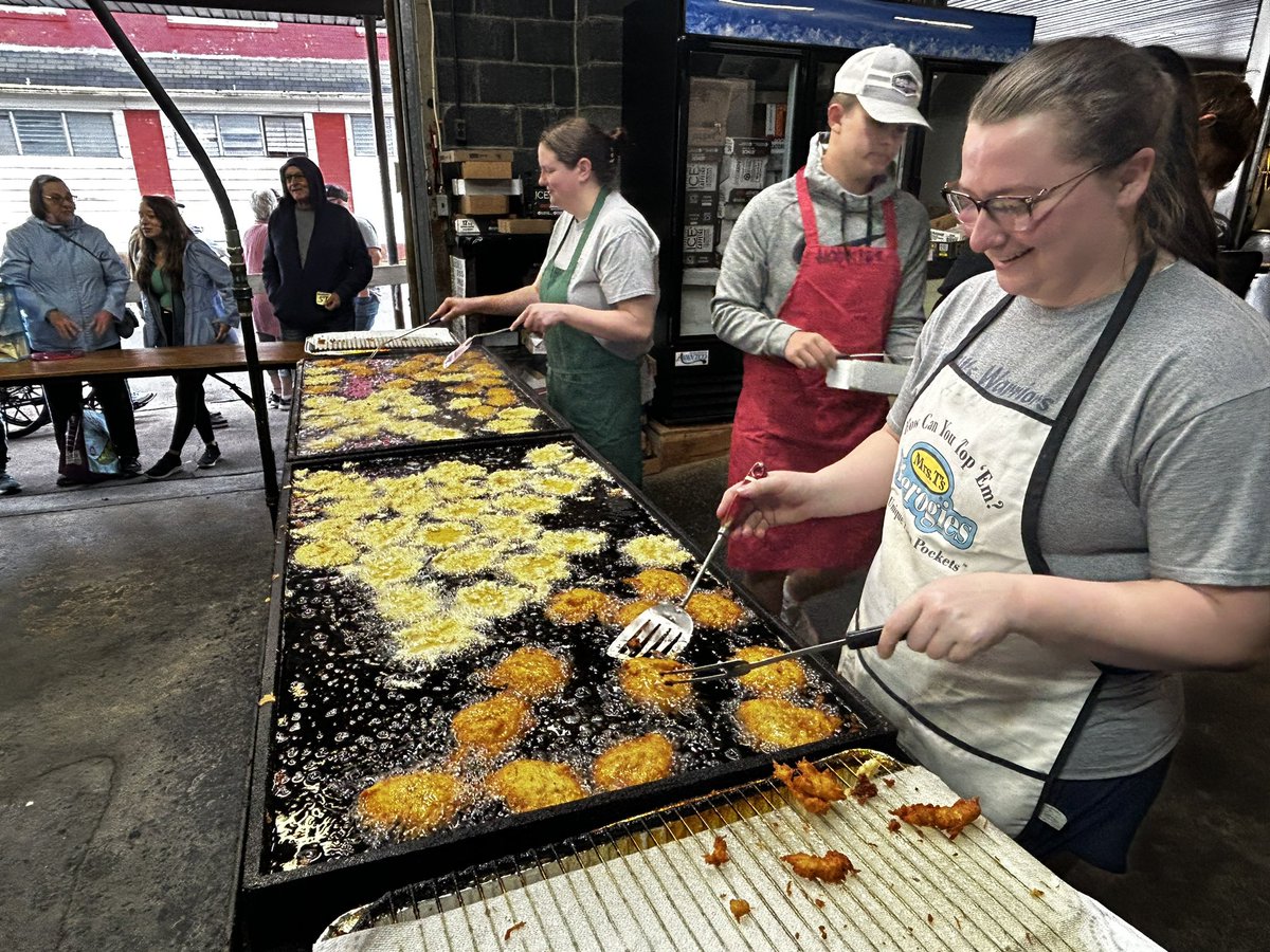 JaySkook's tweet image. The Shenandoah Hookies make some of the best bleenies in Schuylkill County.