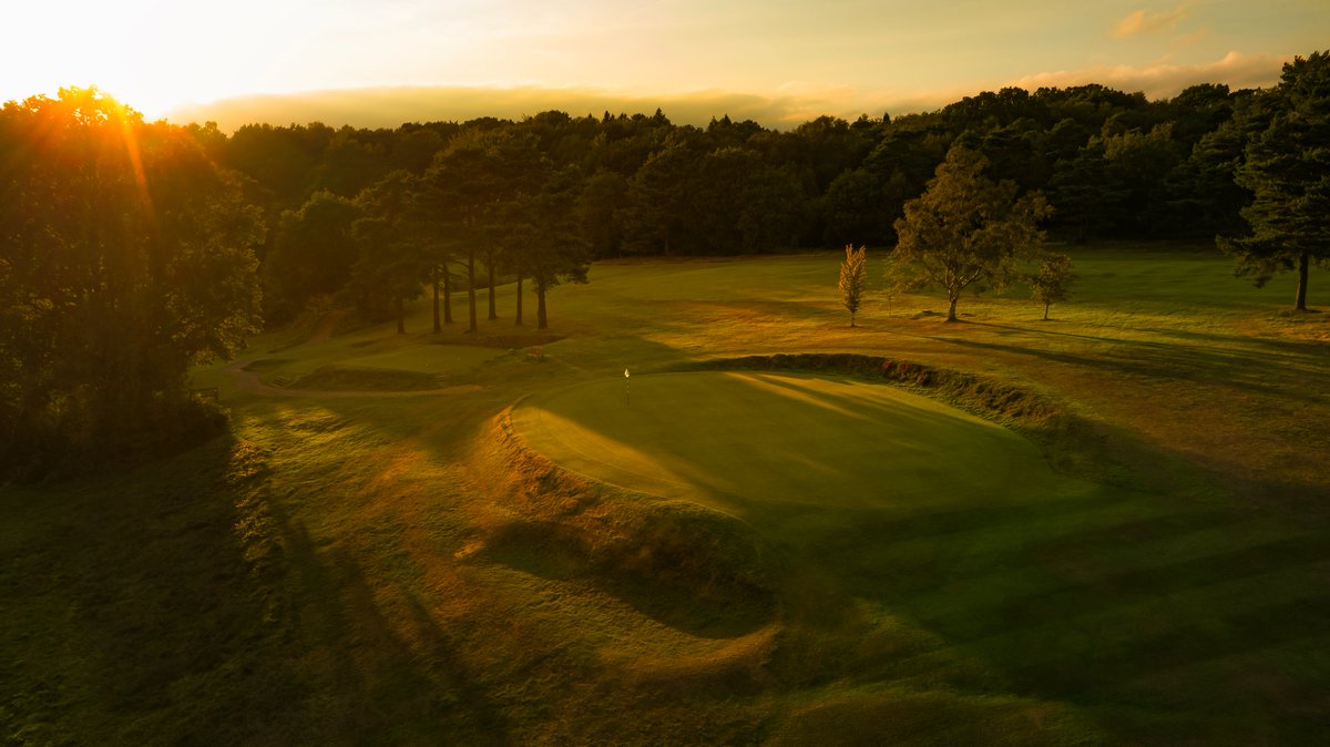 🏴󠁧󠁢󠁥󠁮󠁧󠁿 Crowborough Beacon Golf Club, East Sussex #crowboroughbeacon #golf #azalea #gobrandlive #pr