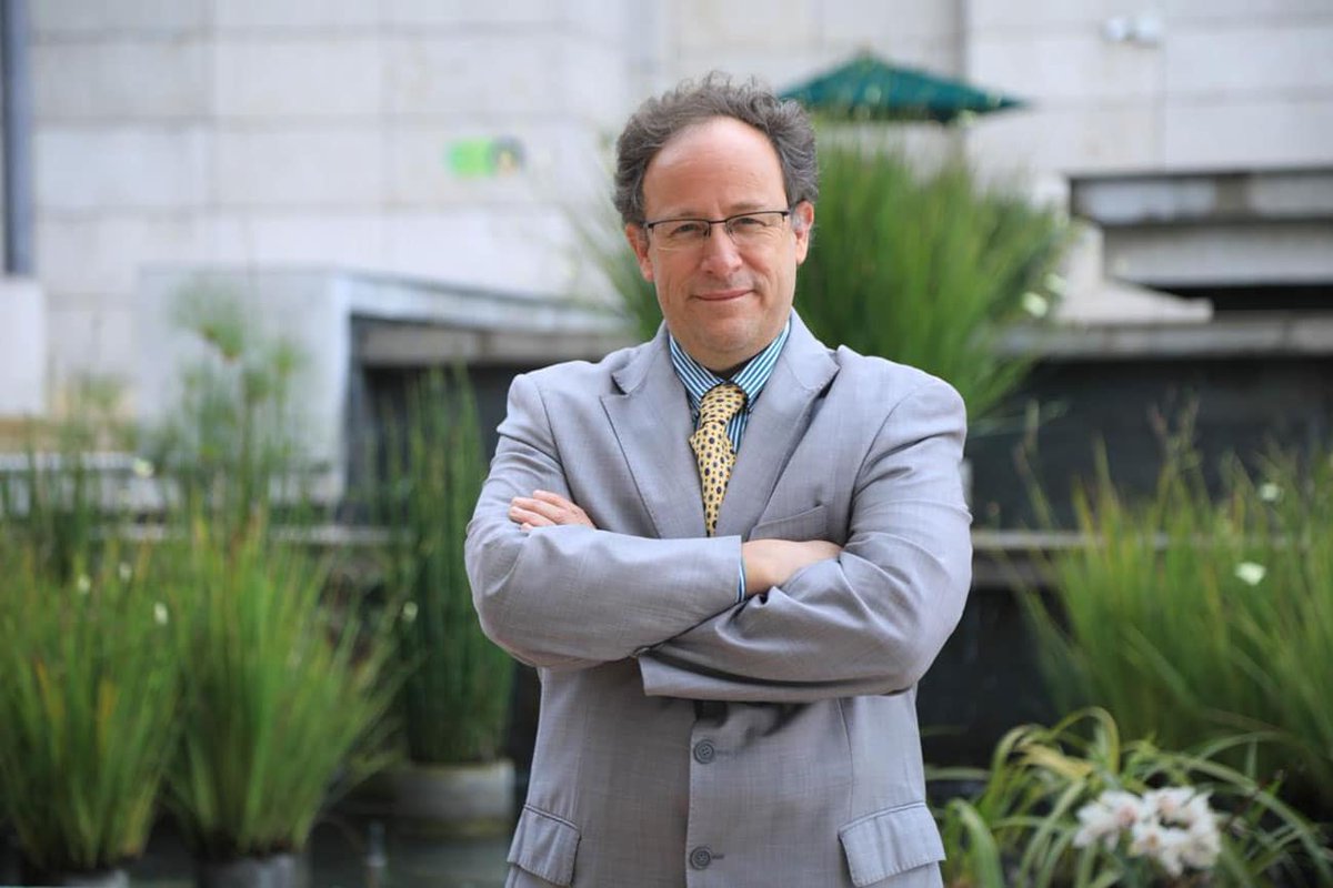 Figriexternado tweet media