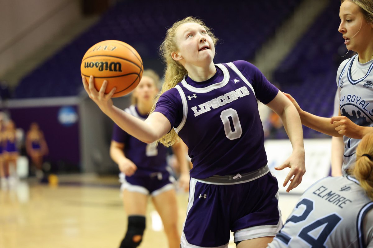 LipscombWBB's tweet photo. Wishing a very Happy Birthday to our rising sophomore guard  @livvandergriff 🎉🎂 Have an amazing day Liv! 

#IntoTheStorm ⛈️ | #HornsUp 🤘 https://t.co/XcezdLN17N