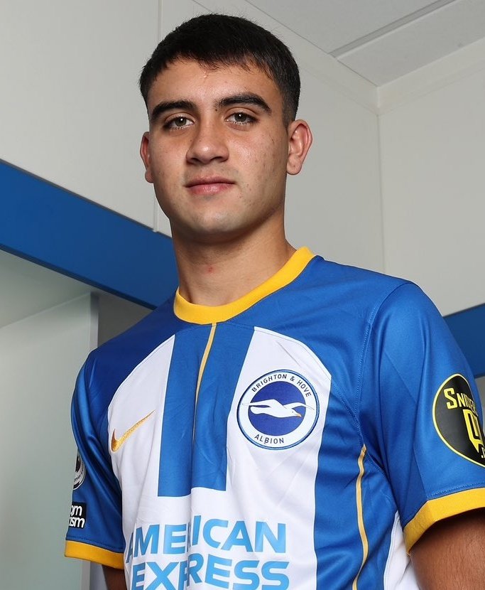 frabigol's tweet image. OFICIAL: Exequiel Palacios, que corría de atras según @morenabeltran10, le ganó la pelea a Buonanotte.

Para ser periodista deportivo hay que mirar fútbol, no alcanza con tirar la goma.