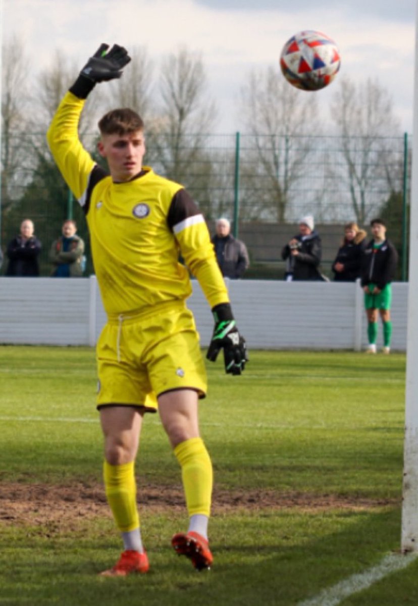 Name: Joe Langford 
Age: 21
Position: Goalkeeper
Height: 6ft 1in
Location: Southport 
Previous Clubs: Accrington Stanley FC 4yrs, Southport FC U18s 6mths, Marine U18s 2yrs, St Helens 1yr, Bootle U21’s 1 1/2 yrs, Maghull FC first team half season, Skelmersdale united 1 season