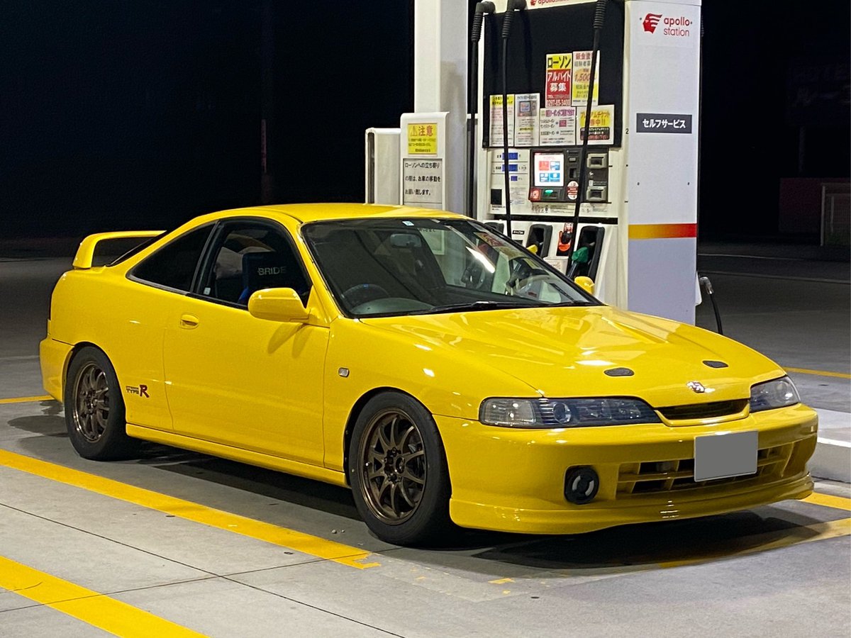 PaddeWRX's tweet photo. 半年ぶりに給油した https://t.co/dtieH6GNfH
