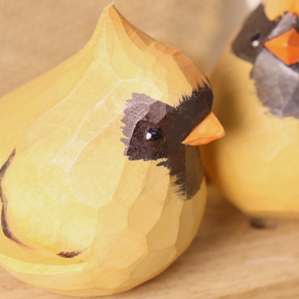 WoodenIslands's tweet image. &quot;Discover the elegance of our Female Cardinal Bird Figurine, hand-painted to capture her natural beauty. 🐦✨ Perfect for wildlife lovers and home decor enthusiasts. &quot;🎨🍂 #FemaleCardinal #Handmade #NatureArt #HomeDecor