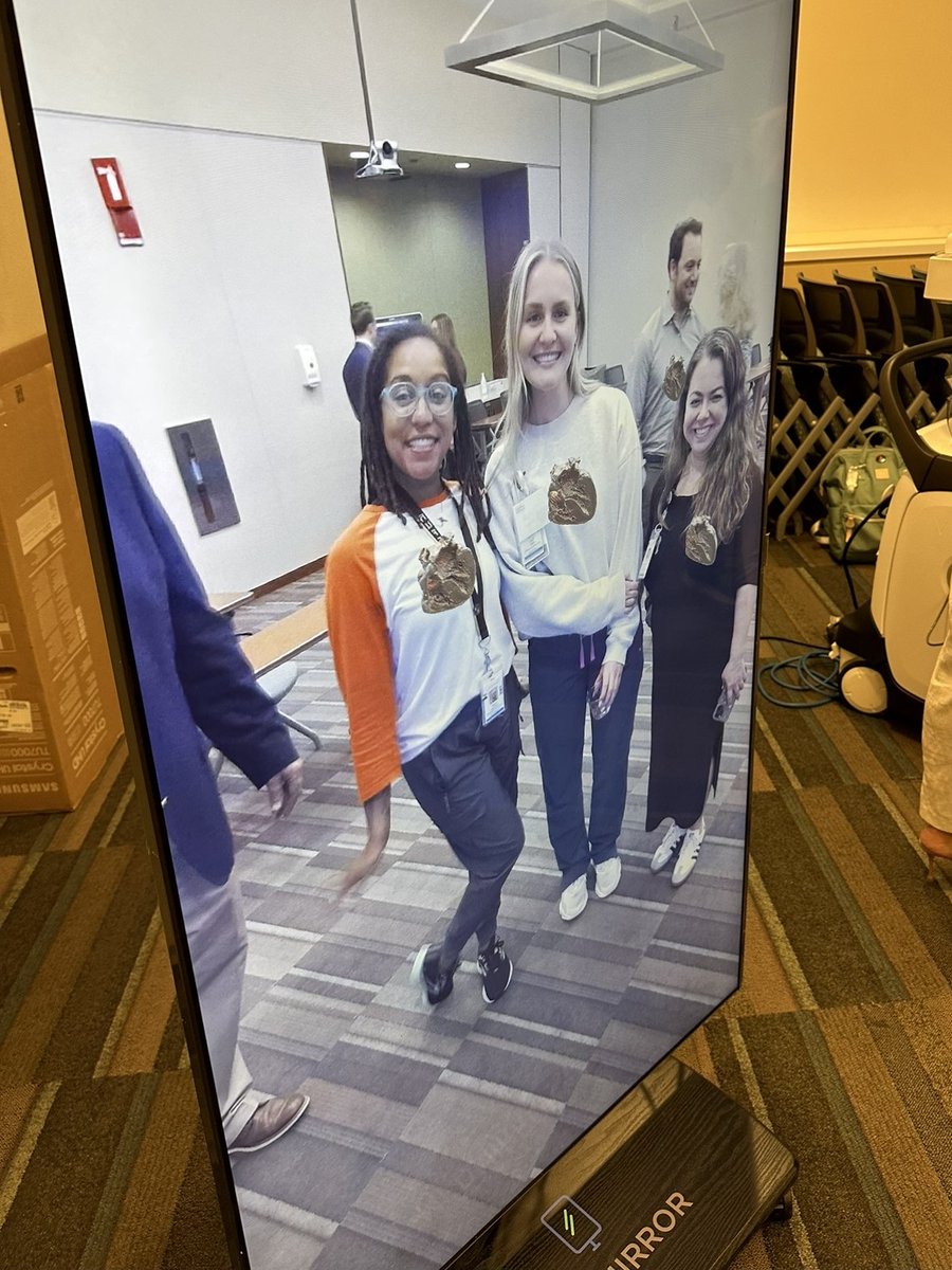 MedReality (@medrealityapp) on Twitter photo Everyone loves seeing their heart 🫀 in the MedMirror! We had a great time showing the #MedMirror at the Chicagoland Society of Echocardiography meeting at <a href="/LurieChildrens/">Lurie Children's</a>! Thank you to <a href="/JennAcevedo/">Jen Acevedo</a> and the entire team at Lurie Children’s Hospital! #MedTech #AR #VR #MedTwitter Everyone loves seeing their heart 🫀 in the MedMirror! We had a great time showing the #MedMirror at the Chicagoland Society of Echocardiography meeting at <a href="/LurieChildrens/">Lurie Children's</a>! Thank you to <a href="/JennAcevedo/">Jen Acevedo</a> and the entire team at Lurie Children’s Hospital! #MedTech #AR #VR #MedTwitter