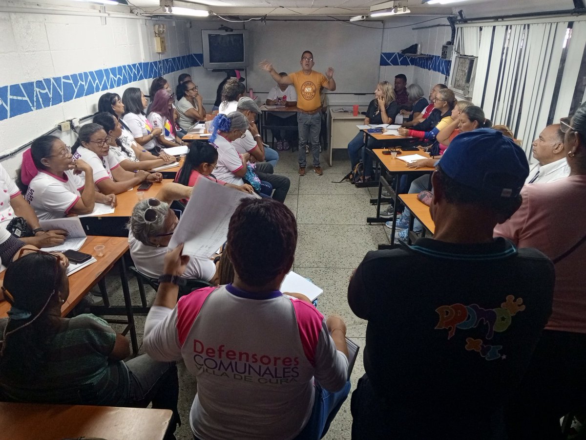 Encuentro de las Brigadas Educativas Para el Empoderamiento Territorial, Municipal,Parroquia del Municipio Zamora en la sede Principal inces villa de cura el Marco del Vértice 2 de Educación de la Gran Misión Venezuela Mujer
<a href="/NicolasMaduro/">Nicolás Maduro</a> 
<a href="/_LaAvanzadora/">Yelitze Santaella</a> 
@MPPEDUCACION