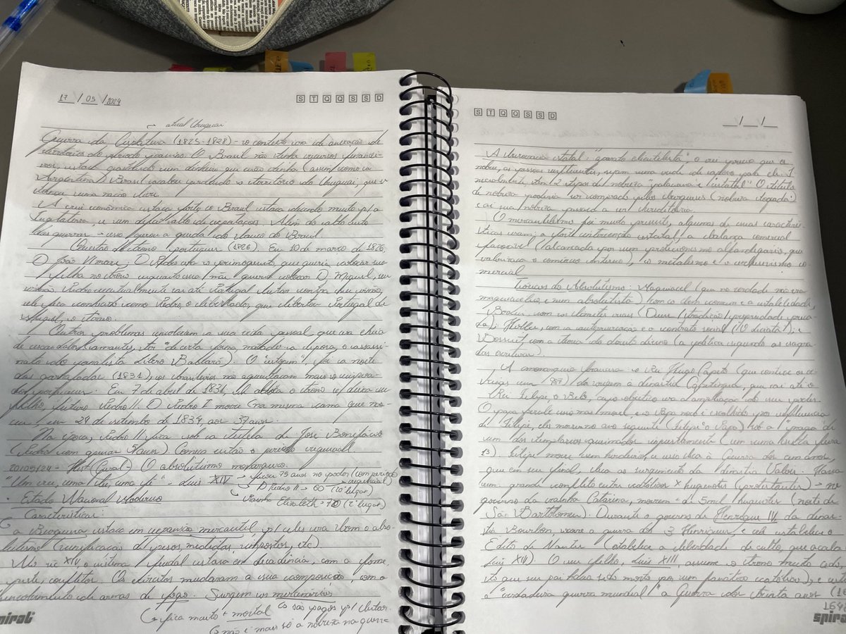 angelarrochista's tweet photo. primeira aula de história do dia https://t.co/F2b90SbNrP